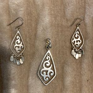 Silpada Pendant and earring set
